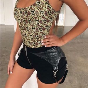 Tigermist Shorts Small Black -Brand New w/tags